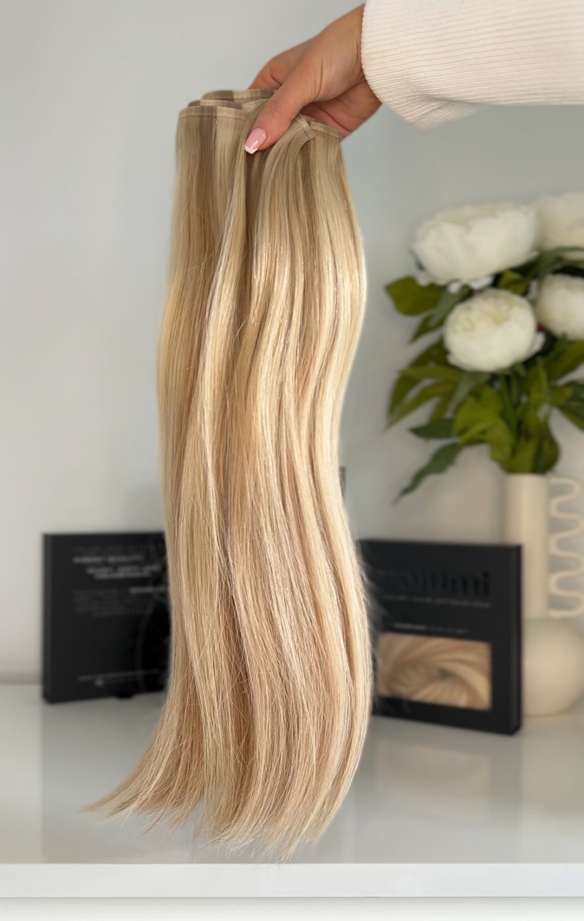 BEACH BLONDE - Ultra Seamless Clip-Ins