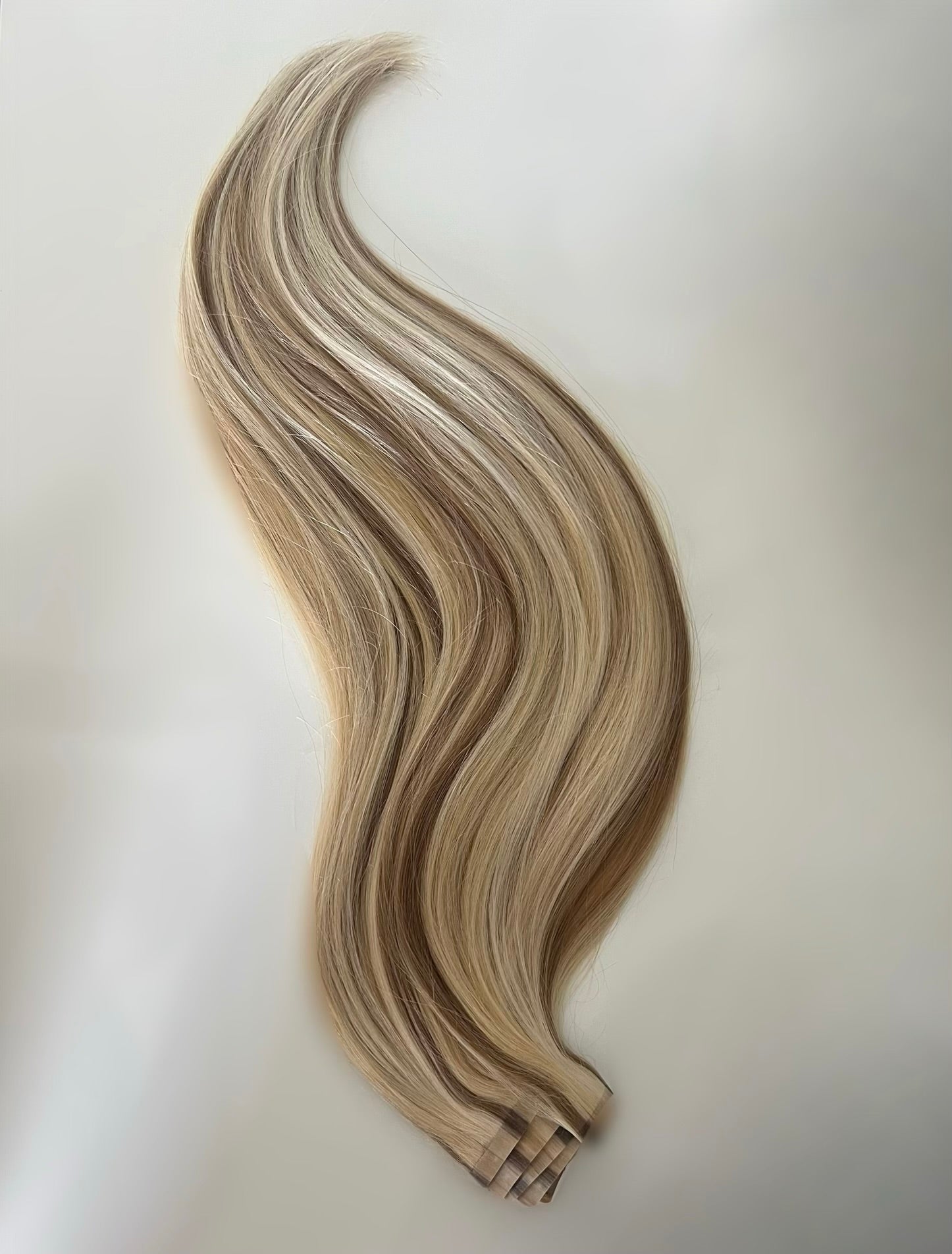 BEACH BLONDE - Ultra Seamless Clip In Human Hair Extensions