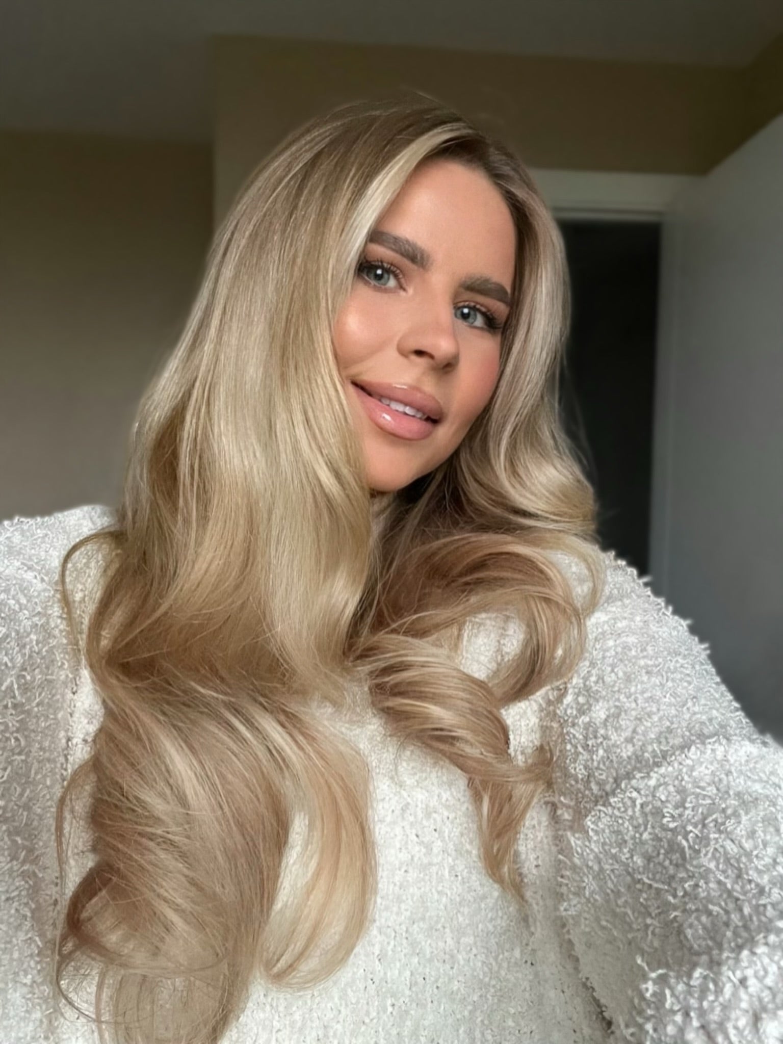 OATMILK BLONDE (ROOTED)- Ultra Seamless Clip In Human Hair Extensions